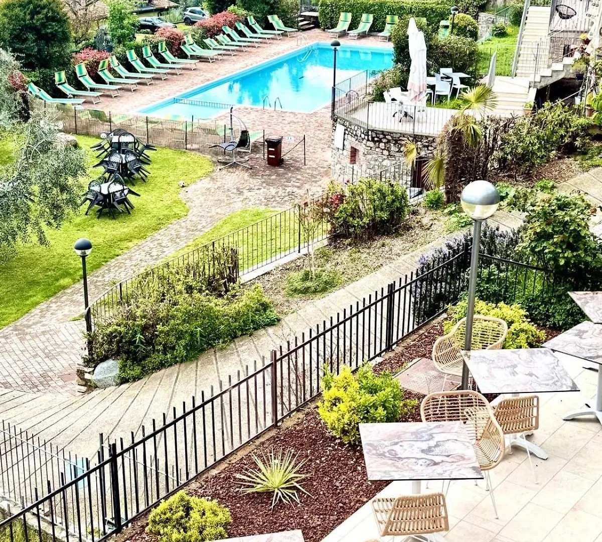 Hotel Miomio Tignale 4*,  Italien